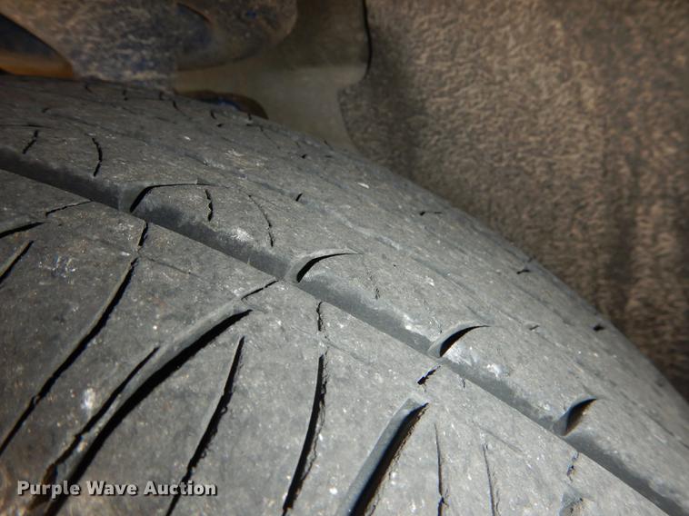 image for item DG5793 2005 Dodge Grand Caravan van