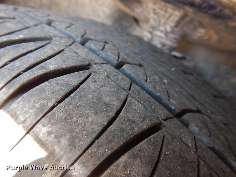 image for item DG5793 2005 Dodge Grand Caravan van