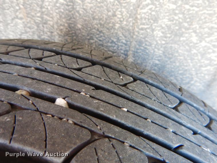 image for item DG5793 2005 Dodge Grand Caravan van