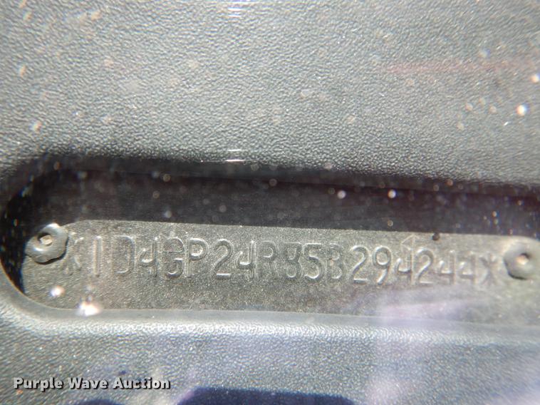 image for item DG5793 2005 Dodge Grand Caravan van