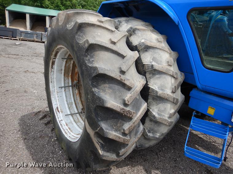 image for item DY9832 Ford 7710 tractor