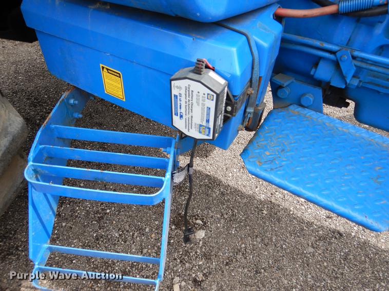 image for item DY9832 Ford 7710 tractor