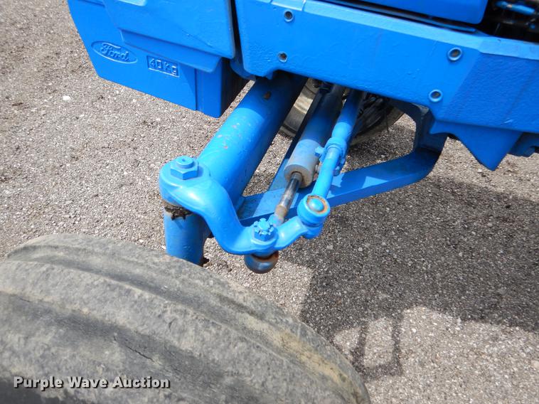 image for item DY9832 Ford 7710 tractor