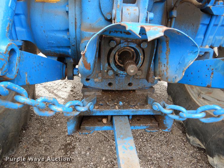 image for item DY9832 Ford 7710 tractor