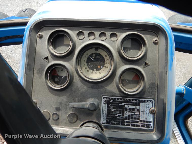 image for item DY9832 Ford 7710 tractor