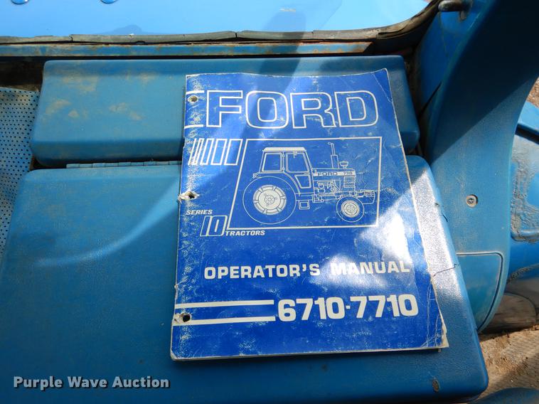 image for item DY9832 Ford 7710 tractor