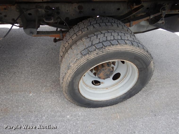 image for item DY9833 2008 Ford F550 Super Duty dump truck