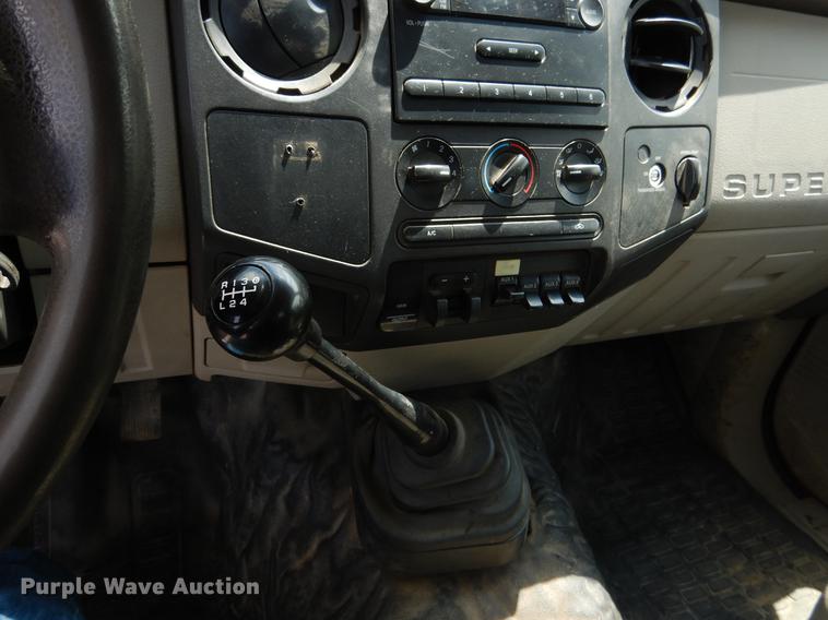 image for item DY9833 2008 Ford F550 Super Duty dump truck