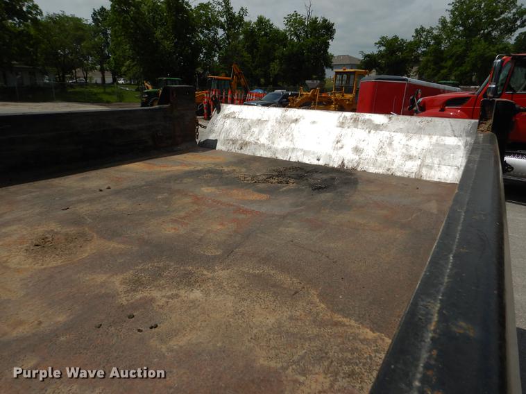 image for item DY9833 2008 Ford F550 Super Duty dump truck