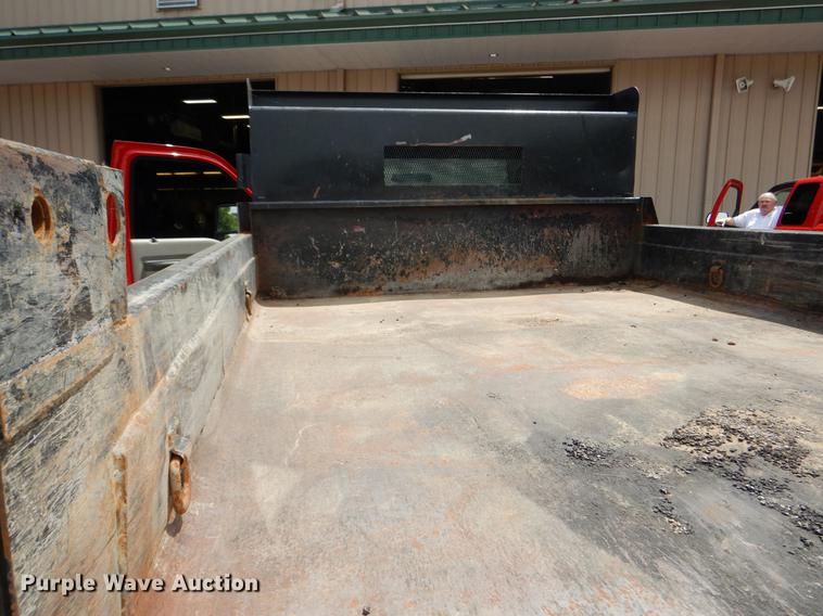 image for item DY9833 2008 Ford F550 Super Duty dump truck