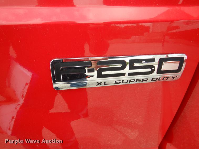 image for item DY9834 2006 Ford F250 Super Duty SuperCab pickup truck