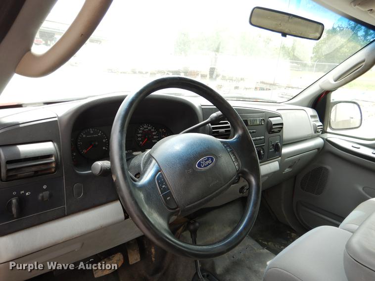 image for item DY9834 2006 Ford F250 Super Duty SuperCab pickup truck