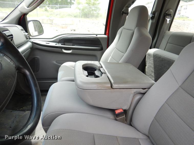 image for item DY9834 2006 Ford F250 Super Duty SuperCab pickup truck