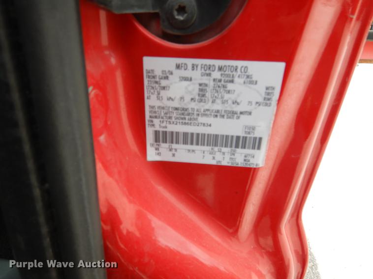 image for item DY9834 2006 Ford F250 Super Duty SuperCab pickup truck