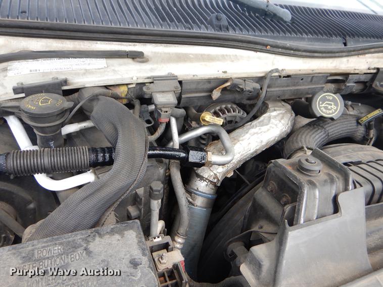 image for item ED9260 2004 Ford E350 Super Duty van