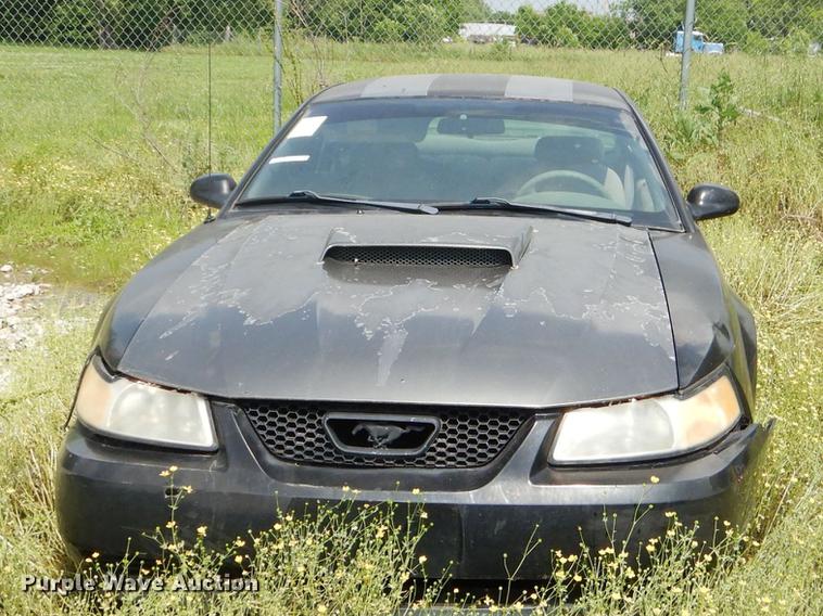 image for item ED9264 2000 Ford Mustang