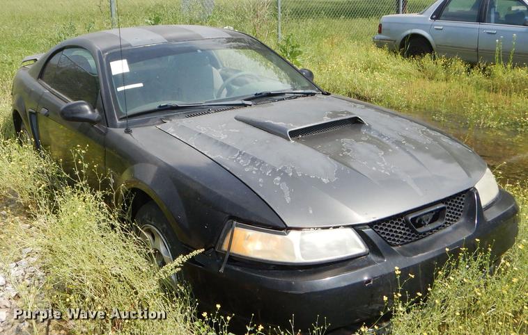 image for item ED9264 2000 Ford Mustang