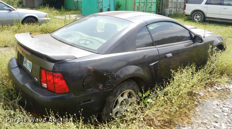 image for item ED9264 2000 Ford Mustang