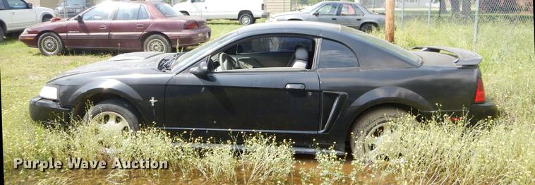 image for item ED9264 2000 Ford Mustang