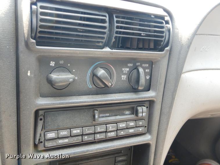 image for item ED9264 2000 Ford Mustang