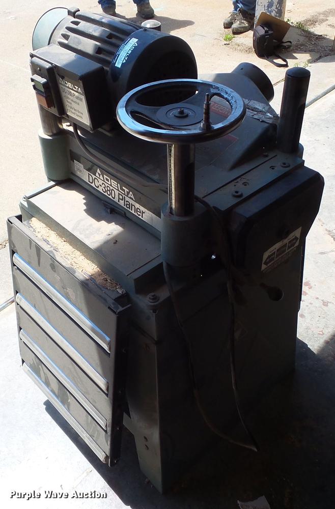 image for item EM9180 Delta DC-380 planer
