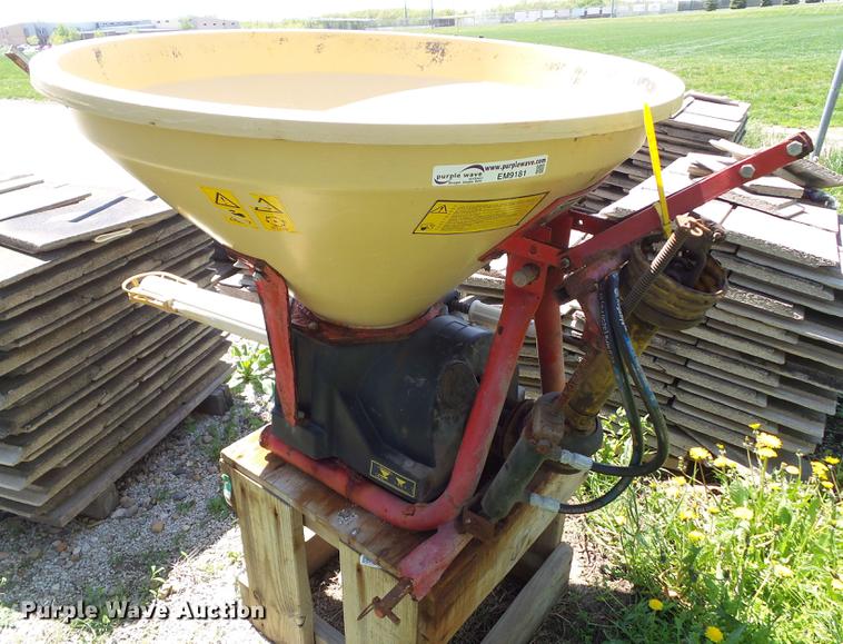 image for item EM9181 Vicon PS-205 spreader