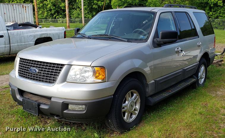 image for item EN9965 2005 Ford Expedition SUV