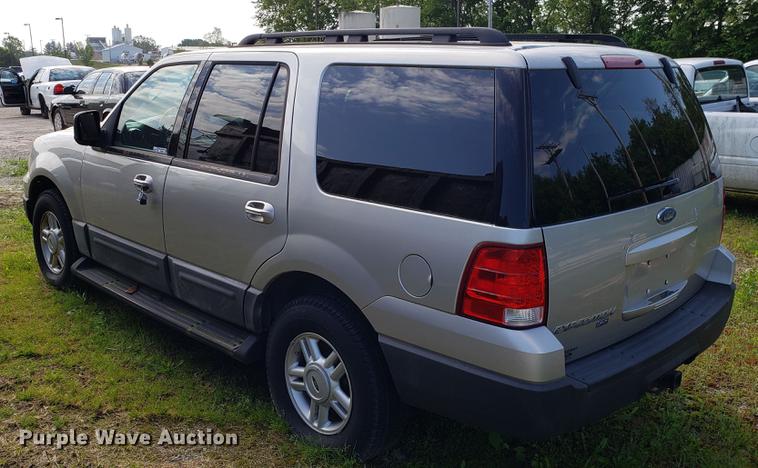 image for item EN9965 2005 Ford Expedition SUV