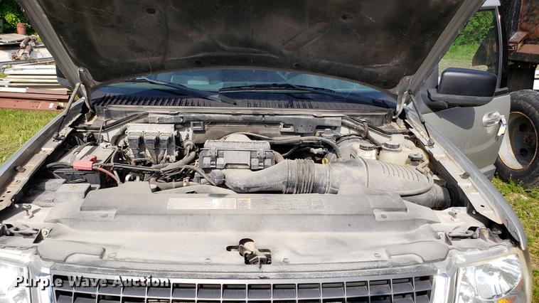 image for item EN9965 2005 Ford Expedition SUV