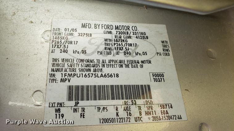 image for item EN9965 2005 Ford Expedition SUV