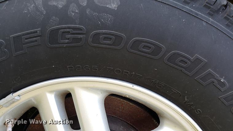 image for item EN9965 2005 Ford Expedition SUV