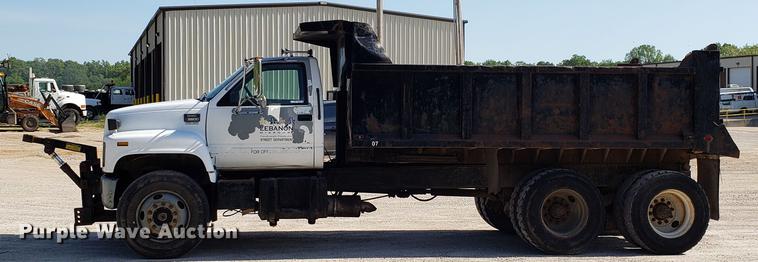 image for item EN9966 2002 GMC C8500 dump truck