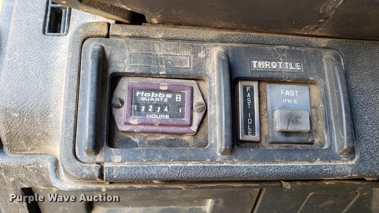 image for item EN9966 2002 GMC C8500 dump truck