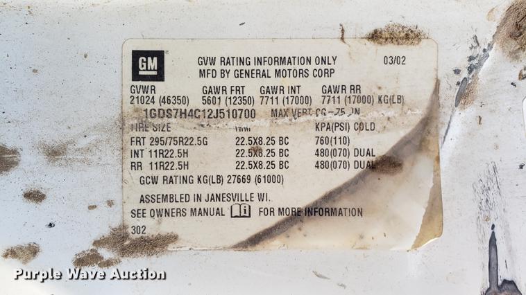 image for item EN9966 2002 GMC C8500 dump truck