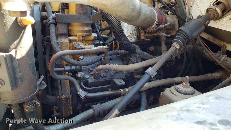 image for item EN9966 2002 GMC C8500 dump truck