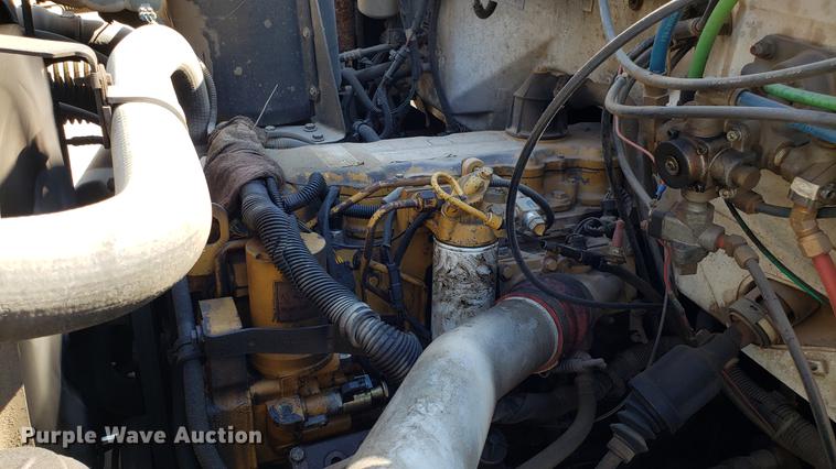 image for item EN9966 2002 GMC C8500 dump truck