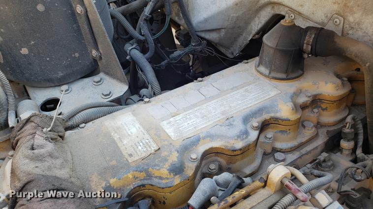 image for item EN9966 2002 GMC C8500 dump truck