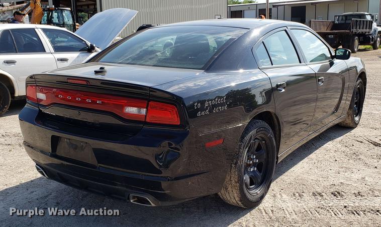 image for item EN9969 2011 Dodge Charger Police