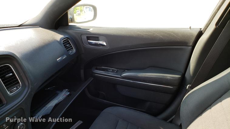 image for item EN9969 2011 Dodge Charger Police