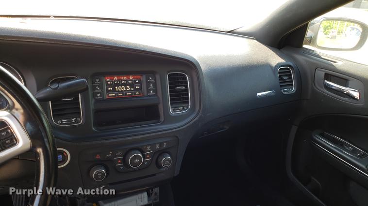 image for item EN9969 2011 Dodge Charger Police