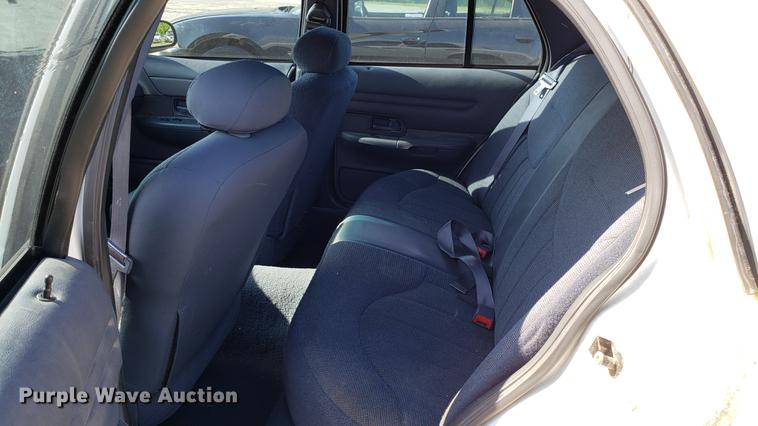 image for item EN9970 2001 Ford Crown Victoria Police Interceptor