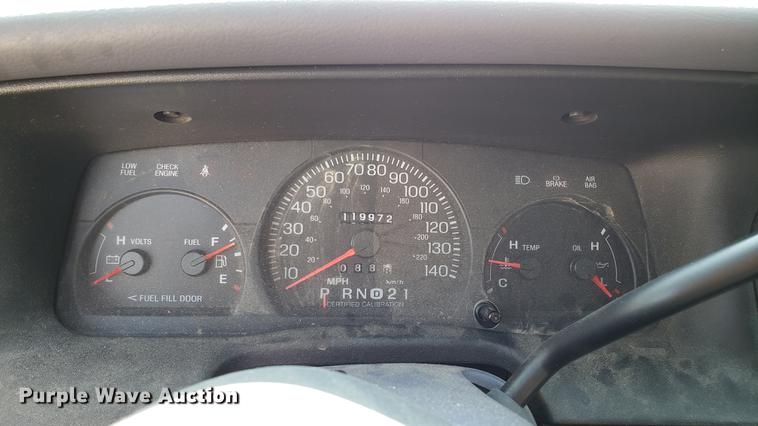 image for item EN9970 2001 Ford Crown Victoria Police Interceptor