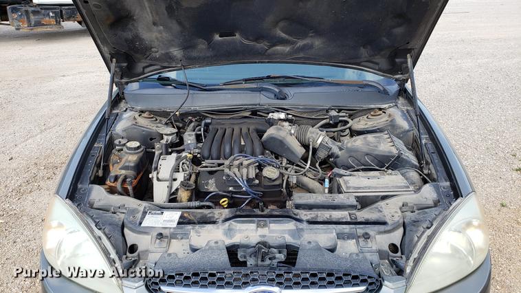 image for item EN9971 2001 Ford Taurus
