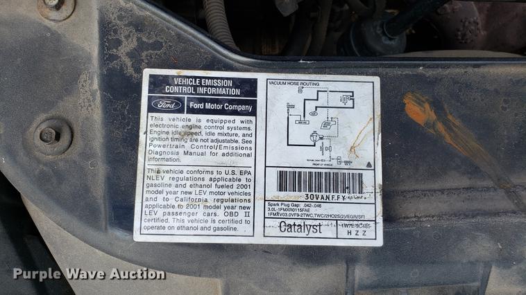 image for item EN9971 2001 Ford Taurus