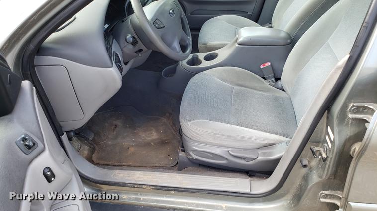 image for item EN9971 2001 Ford Taurus