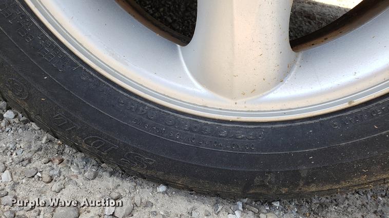 image for item EN9971 2001 Ford Taurus