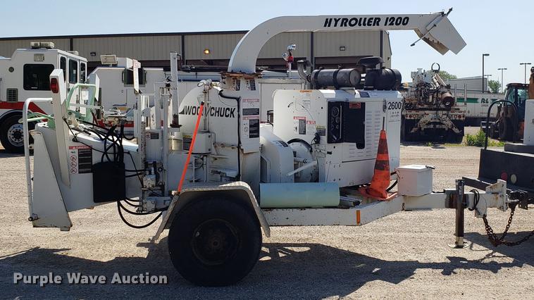 image for item EN9977 2004 Wood Chuck HyRoller 1200 wood chipper