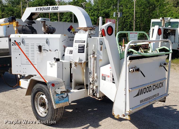 image for item EN9977 2004 Wood Chuck HyRoller 1200 wood chipper