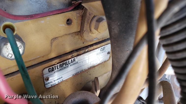 image for item EN9977 2004 Wood Chuck HyRoller 1200 wood chipper