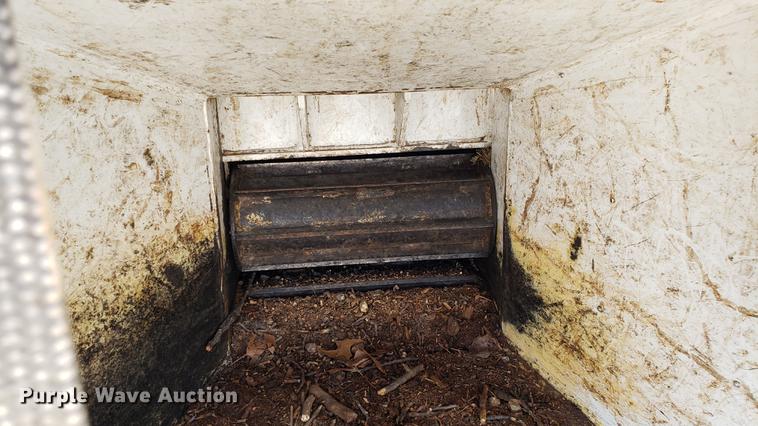 image for item EN9977 2004 Wood Chuck HyRoller 1200 wood chipper